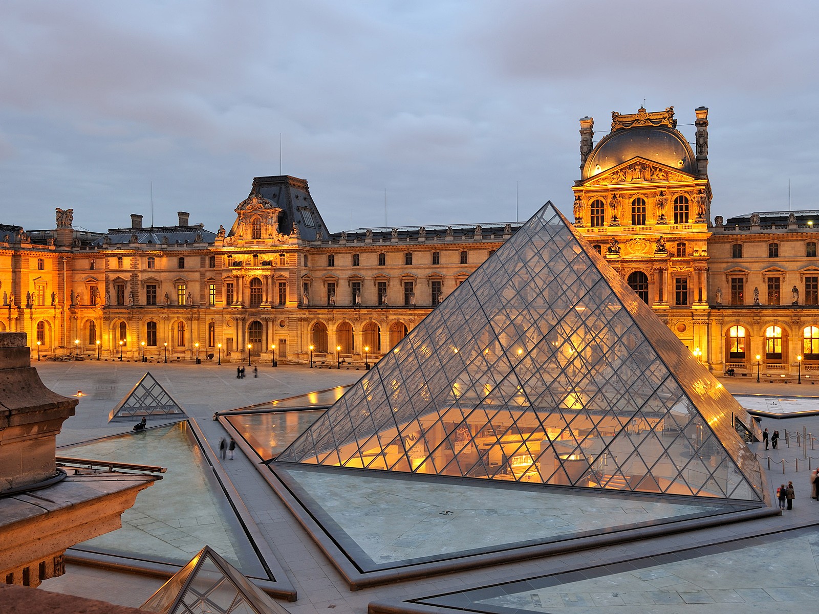 10 потрясающих мест в Париже, о которых вы не знали