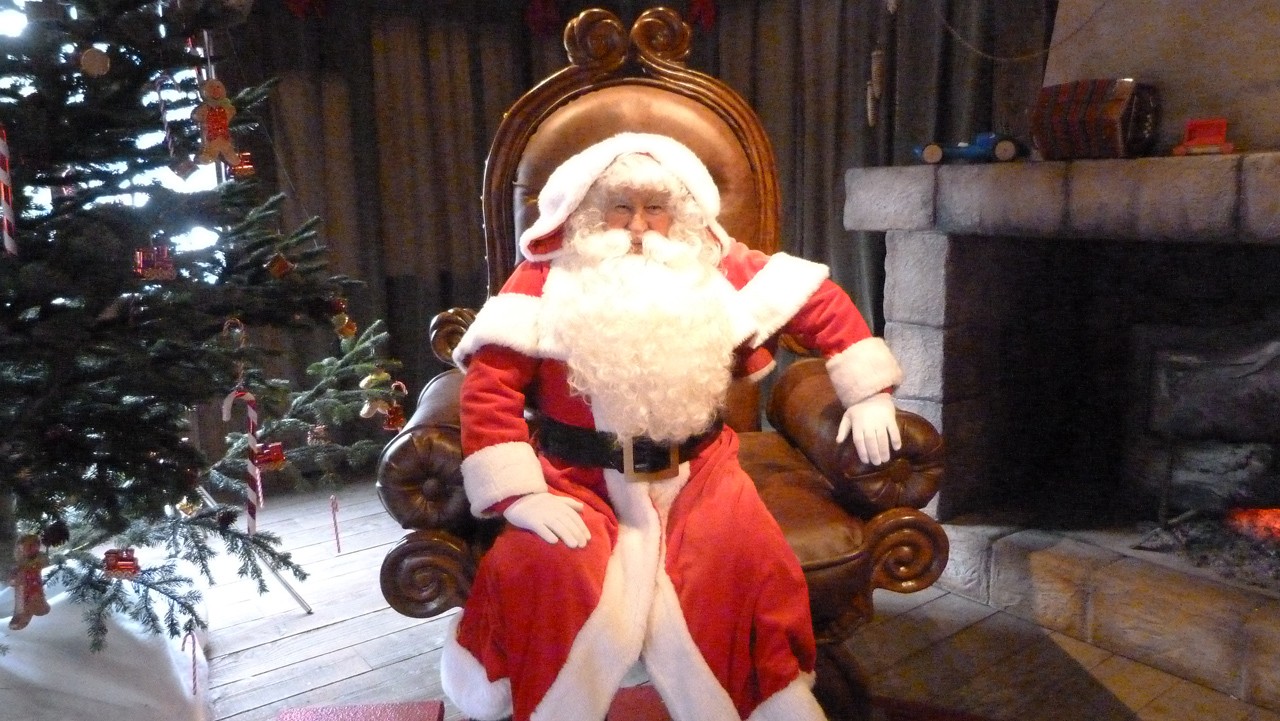 Санта Клаус в Диснейленде