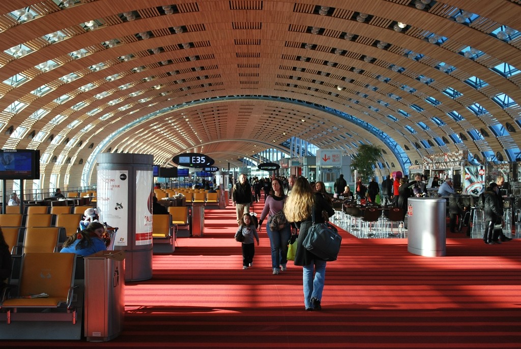 Аэропорт Шарль-де-Голль