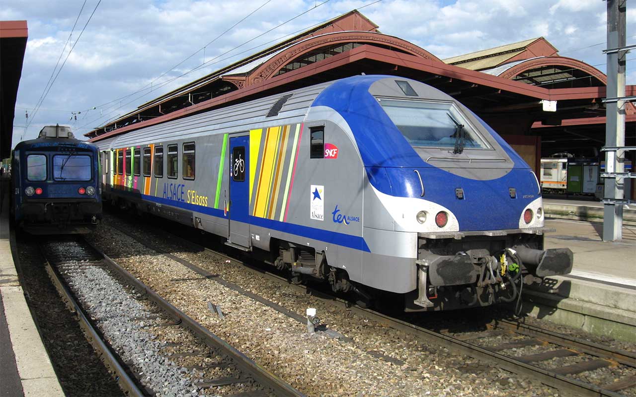 Поезд TER (Train Express Régional)
