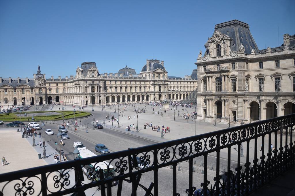 Парижский музей Лувр