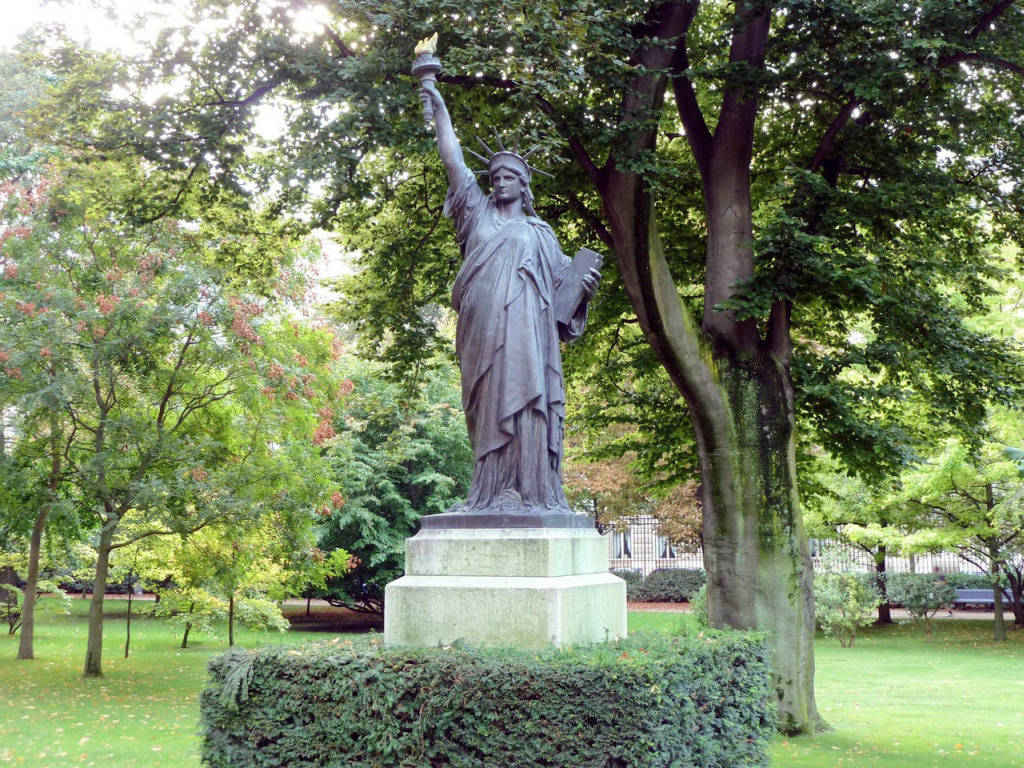 Скульптура Статуя свободы