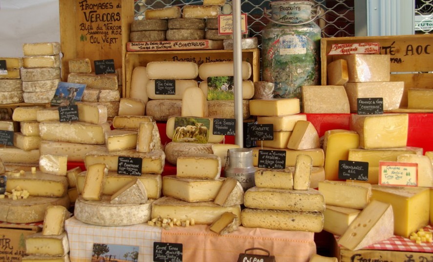 Сыр из Парижа в подарок