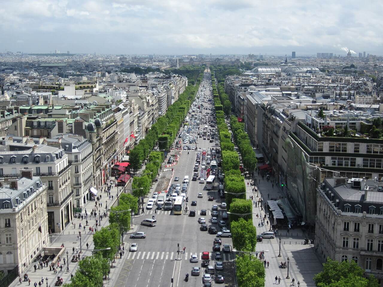 Прогулки по кварталам Парижа