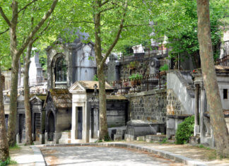 Кладбище Пер-Лашез в Париже