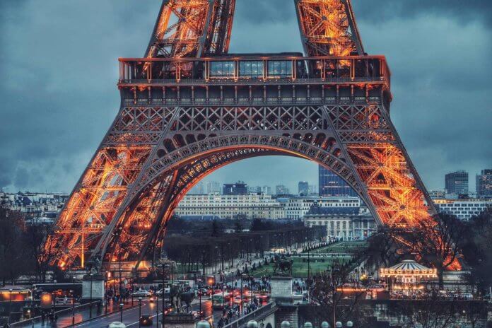 Пересадка в Париже: как посмотреть город